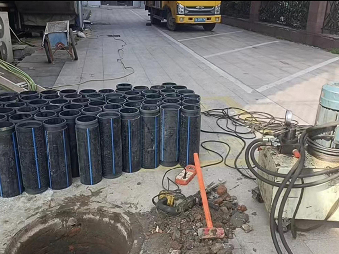 甘井子PE置换管厂家 DN315置换管 非开挖管短管置换